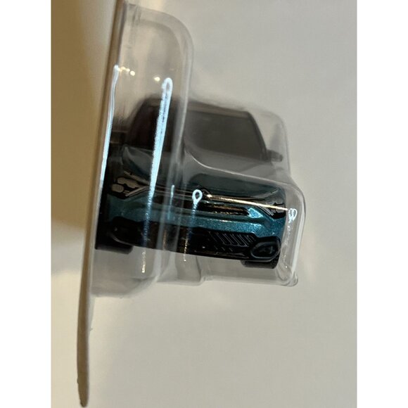 Matchbox Citroen e-C4 1:64 Diecast Car Collectible Blue SUV Toy New in Box - Picture 7 of 9